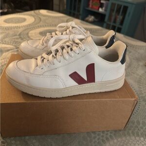 Veja White Leather Sneakers with Burgundy V and Navy Heel Tab